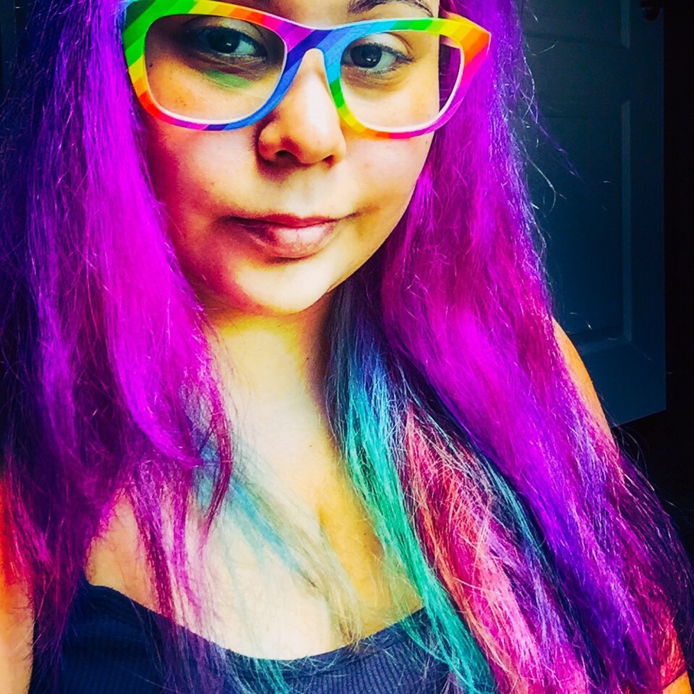 Meet your Posher, Cortney